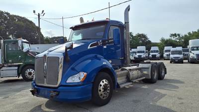 Kenworth T680 Day Cab Truck - 510HP, 10 Speed Manual
