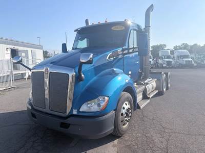Kenworth T680 Day Cab Truck - 510HP, 10 Speed Manual