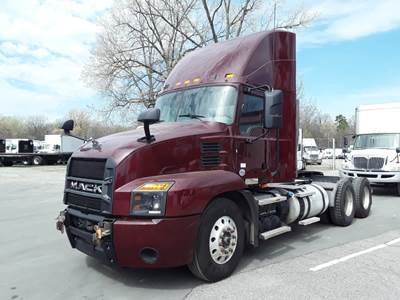 Mack Anthem 64T Day Cab Truck - 445HP, 12 Speed Automatic