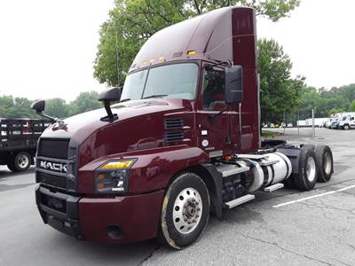 Mack Anthem 64T Day Cab Truck - 445HP, 12 Speed Automatic