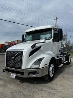 Volvo VNL42T300 Single Axle Day Cab Truck - 12 Speed Automatic