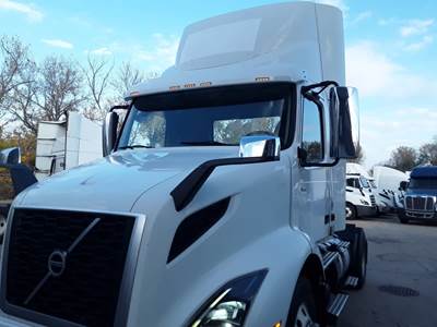 Volvo VNR42T 300 Single Axle Day Cab Truck - 405HP, 12 Speed Automatic