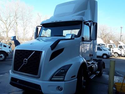 Volvo VNR42T 300 Single Axle Day Cab Truck - 405HP, 12 Speed Automatic