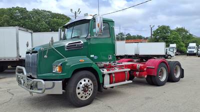 Westmor Industries 4700SB Day Cab Truck - 505HP, 18 Speed Automatic