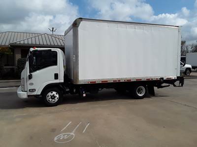 Chevrolet 4500HD 16 ft Box Truck - 215HP, 6 Speed Automatic, Roll up Door, Liftgate