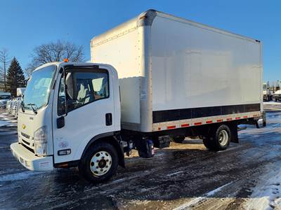 Chevrolet 4500HD 16 ft Box Truck - 215HP, 6 Speed Automatic, Roll up Door, Liftgate