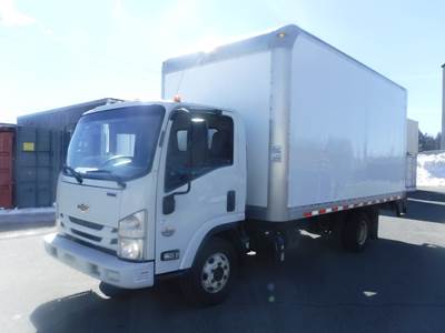 Chevrolet 4500HD 16 ft Box Truck - 6 Speed Automatic, Roll up Door, Liftgate