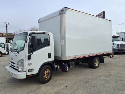Chevrolet 4500HD 16 ft Box Truck - 215HP, 6 Speed Automatic, Roll up Door, Liftgate