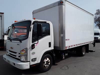 Chevrolet 4500HD 16 ft Box Truck - 215HP, 6 Speed Automatic, Roll up Door, Liftgate