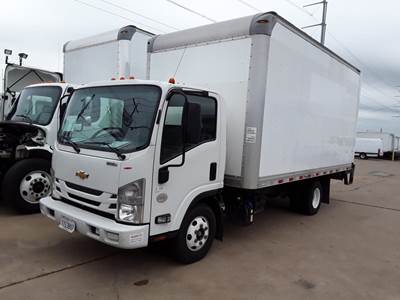 Chevrolet 4500HD 16 ft Box Truck - 215HP, 6 Speed Automatic, Roll up Door, Liftgate