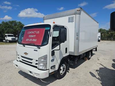 Chevrolet 4500HD 16 ft Box Truck - 215HP, 6 Speed Automatic, Tri-Fold Door