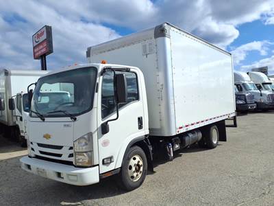 Chevrolet 4500HD 16 ft Box Truck - 215HP, 6 Speed Automatic, Roll up Door