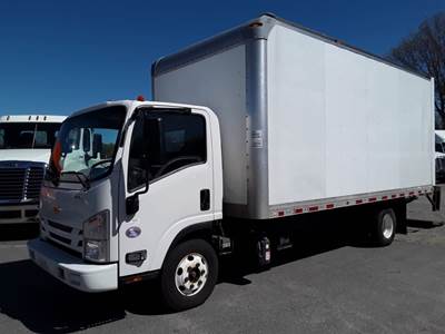 Chevrolet 4500HD 18 ft Box Truck - 215HP, 6 Speed Automatic, Roll up Door, Liftgate