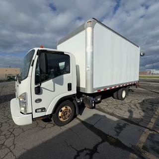Chevrolet 4500HD 16 ft Box Truck - 215HP, 6 Speed Automatic, Roll up Door, Liftgate