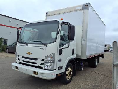 Chevrolet 4500HD 16 ft Box Truck - 215HP, 6 Speed Automatic, Roll up Door, Liftgate
