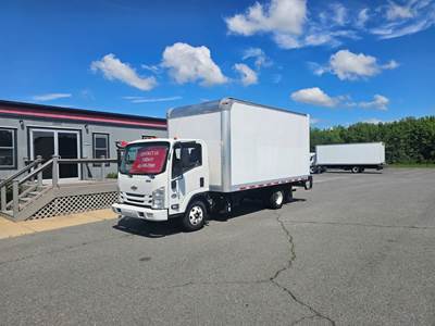 Chevrolet 4500HD 16 ft Box Truck - 215HP, 6 Speed Automatic, Roll up Door, Liftgate