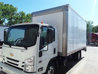 Chevrolet 4500HD 16 ft Box Truck - 215HP, 6 Speed Automatic, Roll up Door, Liftgate
