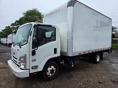 Chevrolet 4500HD 16 ft Box Truck - 215HP, 6 Speed Automatic, Roll up Door, Liftgate