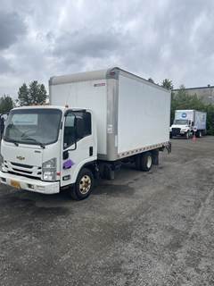 Chevrolet 4500HD 16 ft Box Truck - 215HP, 6 Speed Automatic, Roll up Door, Liftgate