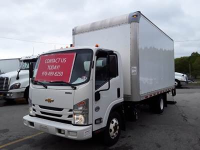 Chevrolet 4500HD 16 ft Box Truck - 215HP, 6 Speed Automatic, Roll up Door, Liftgate