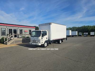 Chevrolet 4500HD 16 ft Box Truck - 215HP, 6 Speed Automatic, Roll up Door, Liftgate