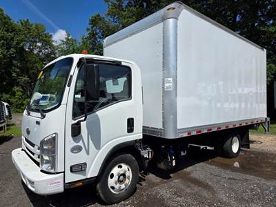 Chevrolet 4500HD 16 ft Box Truck - 215HP, 6 Speed Automatic, Roll up Door, Liftgate