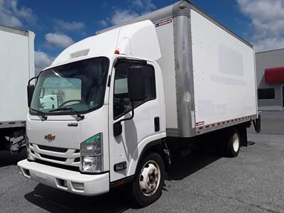 Chevrolet 4500HD 16 ft Box Truck - 297HP, 6 Speed Automatic, Roll up Door, Liftgate