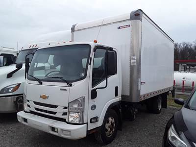 Chevrolet 4500HD 16 ft Box Truck - 215HP, 6 Speed Automatic, Roll up Door, Liftgate