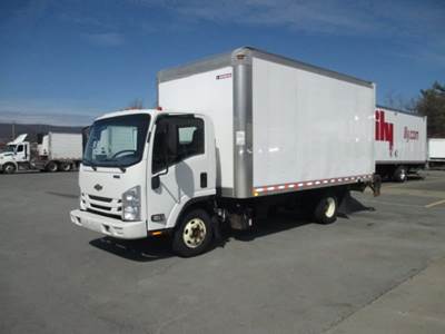 Chevrolet 4500HD 16 ft Box Truck - 215HP, 6 Speed Automatic, Roll up Door, Liftgate