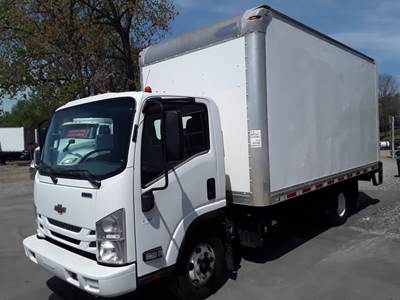 Chevrolet 4500HD 16 ft Box Truck - 215HP, 6 Speed Automatic, Roll up Door, Liftgate