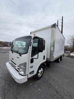 Chevrolet 4500HD 16 ft Box Truck - 215HP, 6 Speed Automatic, Roll up Door, Liftgate
