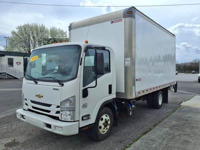 Chevrolet 4500HD 16 ft Box Truck - 215HP, 6 Speed Automatic, Roll up Door, Liftgate