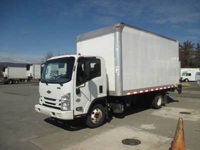 Chevrolet 4500HD 16 ft Box Truck - 215HP, 6 Speed Automatic, Roll up Door, Liftgate