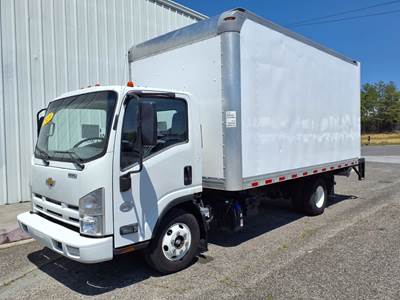 Chevrolet 4500HD 16 ft Box Truck - 215HP, 6 Speed Automatic, Roll up Door, Liftgate