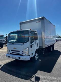 Chevrolet 4500HD 16 ft Box Truck - 215HP, 6 Speed Automatic, Roll up Door