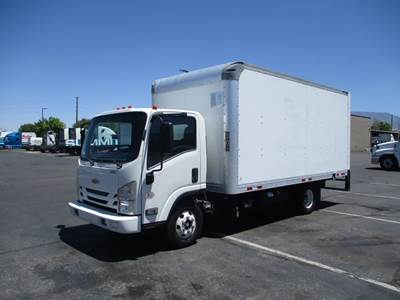 Chevrolet 4500HD 16 ft Box Truck - 215HP, 6 Speed Automatic, Roll up Door