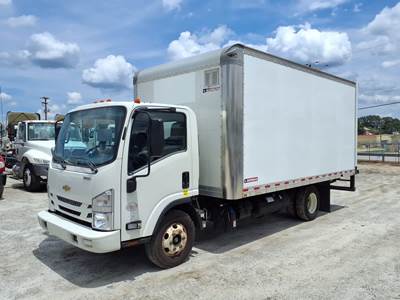 Chevrolet 4500HD 16 ft Box Truck - 215HP, 6 Speed Automatic, Roll up Door