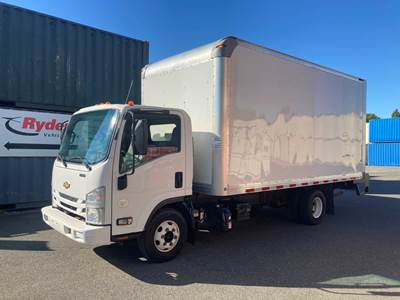 Chevrolet 4500HD 16 ft Box Truck - 215HP, 6 Speed Automatic, Roll up Door, Liftgate