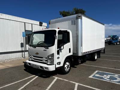 Chevrolet 4500HD 16 ft Box Truck - 215HP, 6 Speed Automatic, Roll up Door