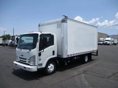 Chevrolet 4500HD 16 ft Box Truck - 215HP, 6 Speed Automatic, Roll up Door