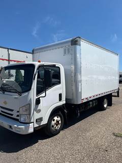 Chevrolet 4500HD 16 ft Box Truck - 215HP, 6 Speed Automatic, Roll up Door