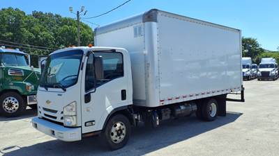Chevrolet 4500HD 16 ft Box Truck - 215HP, 6 Speed Automatic, Roll up Door
