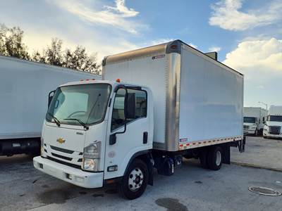Chevrolet 4500HD 16 ft Box Truck - 215HP, 6 Speed Automatic, Roll up Door, Liftgate