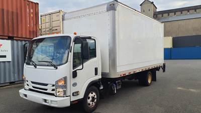 Chevrolet 4500HD 18 ft Box Truck - 215HP, 6 Speed Automatic, Roll up Door, Liftgate