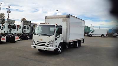 Chevrolet 4500HD 16 ft Box Truck - 215HP, 6 Speed Automatic, Roll up Door