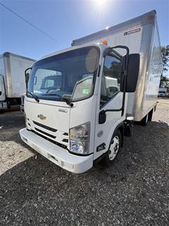 Chevrolet 4500XD 16 ft Box Truck - 215HP, 6 Speed Automatic, Roll up Door, Liftgate