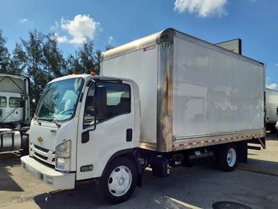 Chevrolet 4500XD 16 ft Box Truck - 215HP, 6 Speed Automatic, Roll up Door, Liftgate