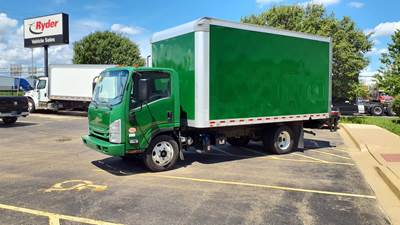 Chevrolet 4500XD 16 ft Box Truck - 215HP, 6 Speed Automatic, Roll up Door, Liftgate