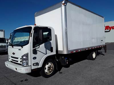 Chevrolet LCF5500HD 18 ft Box Truck - 215HP, 6 Speed Automatic, Swing Door, Liftgate