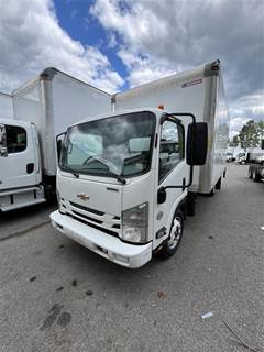 Chevrolet LCF5500HD 18 ft Box Truck - 215HP, 6 Speed Automatic, Roll up Door, Liftgate